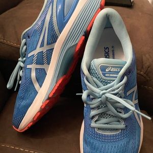 NWOB Bright Blue Asic Gel Nimbus 21 - Size 9.5